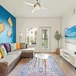 Complete Tranquil Apartment 10 Min To Parks Allows Pets, Resort-Style Amenities