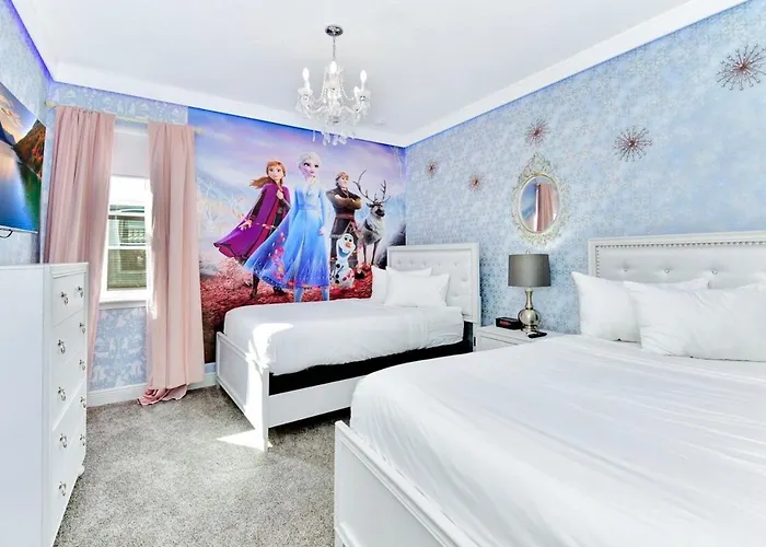Encore Disney Villa 5 Bedroom Home & Private Pool For 12 Guests 15 Minutes Away From All Disney Parks