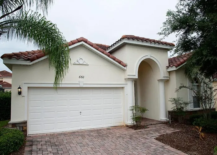 Four-Bedroom Pool Home Kissimmee