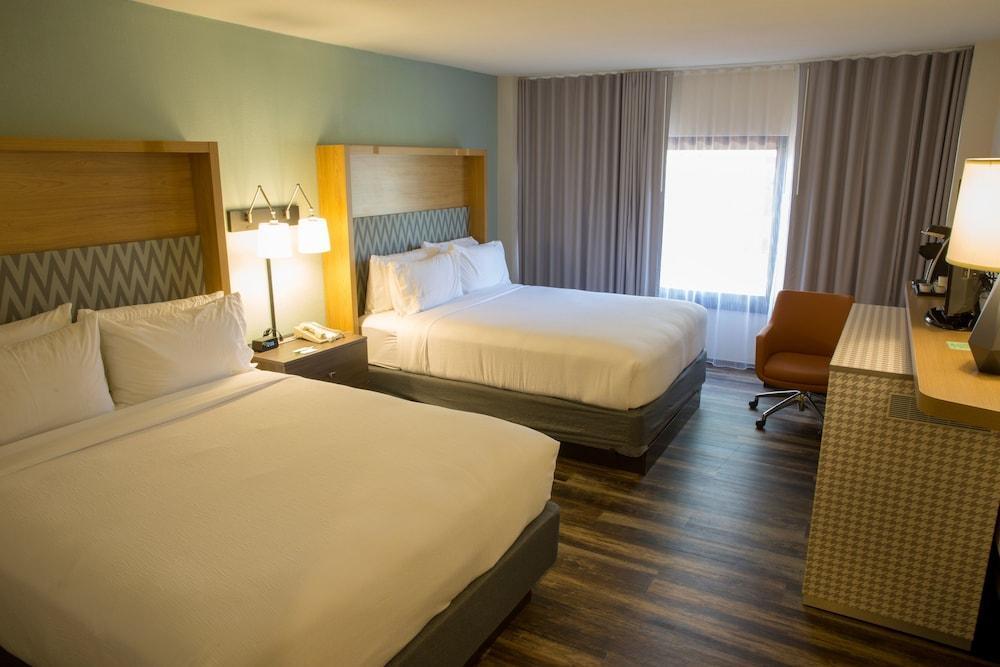 Holiday International Airport By Ihg 3*