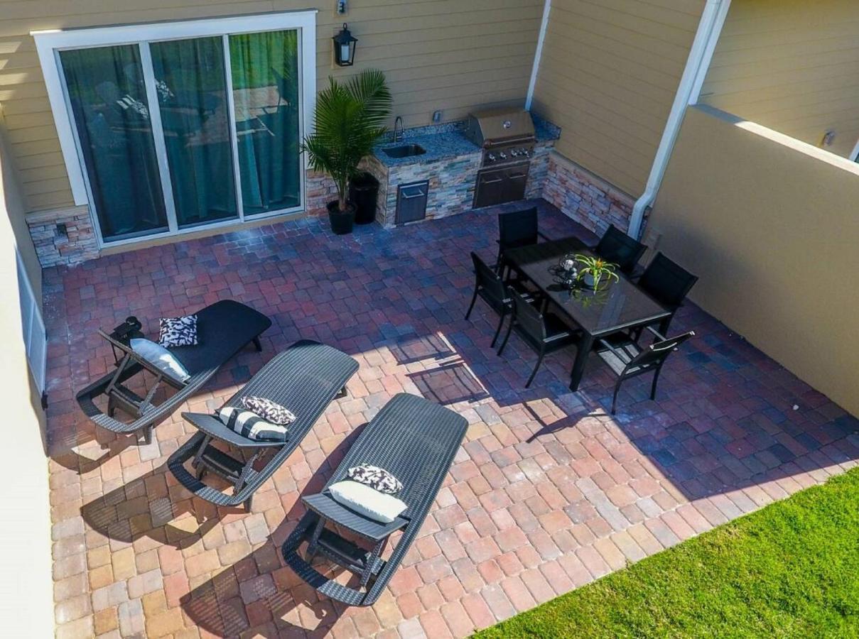 Stunning Five Suites Townhouse With Summer Kitchen At Summerville 2668 Holiday home Orlando