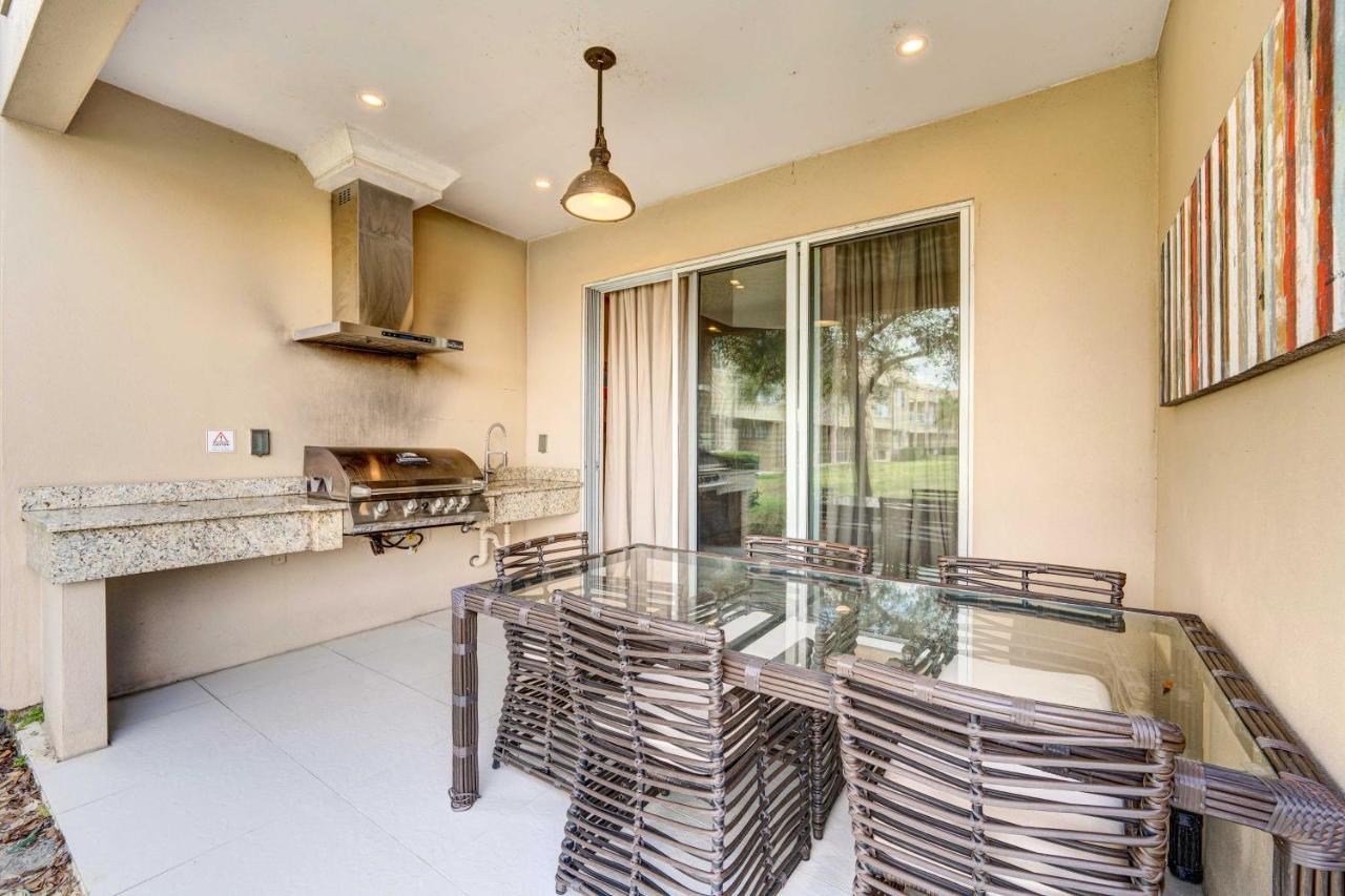 Holiday home Modern Townhome With Patio And Grill Less Than 2 Mi To Disney! *