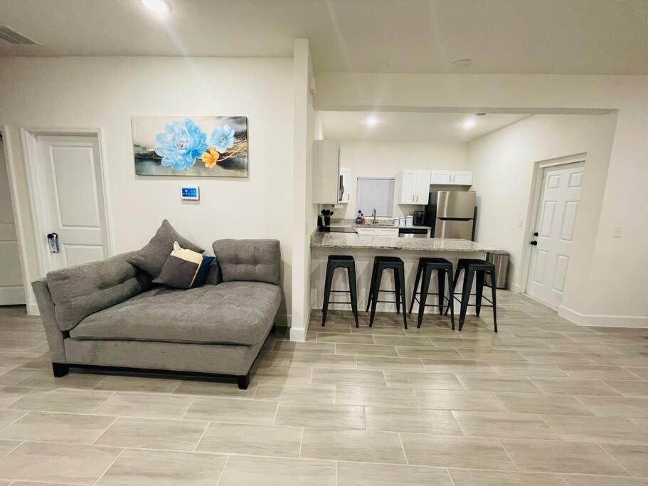 3bd/3bth Near Downtown * Orlando
