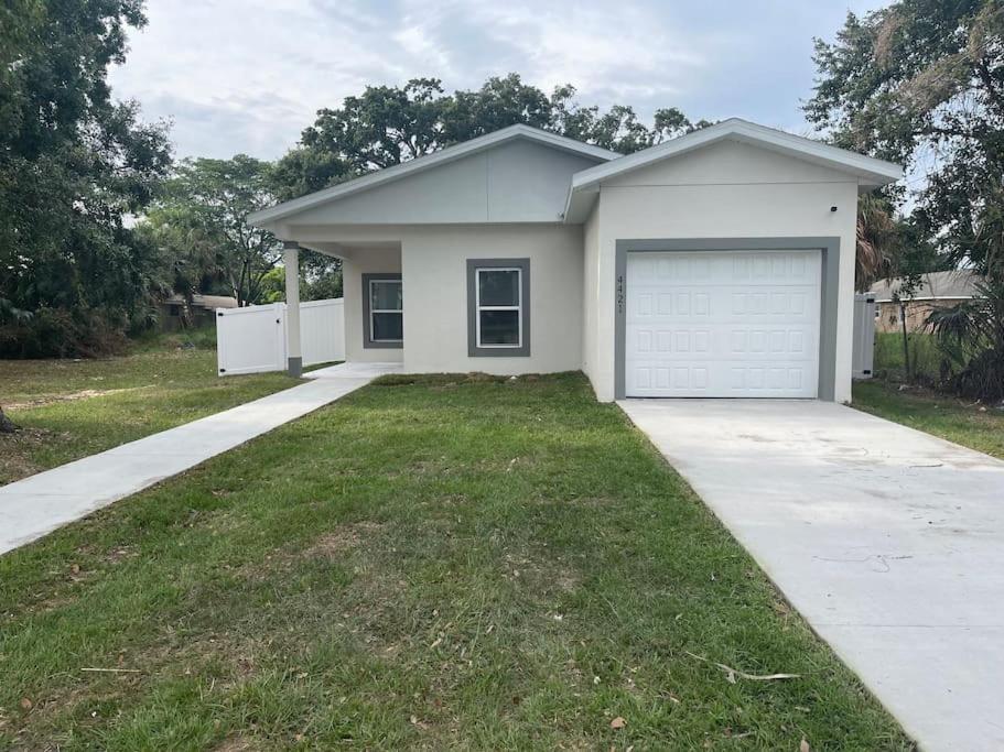 3bd/3bth Near Downtown Villa Orlando