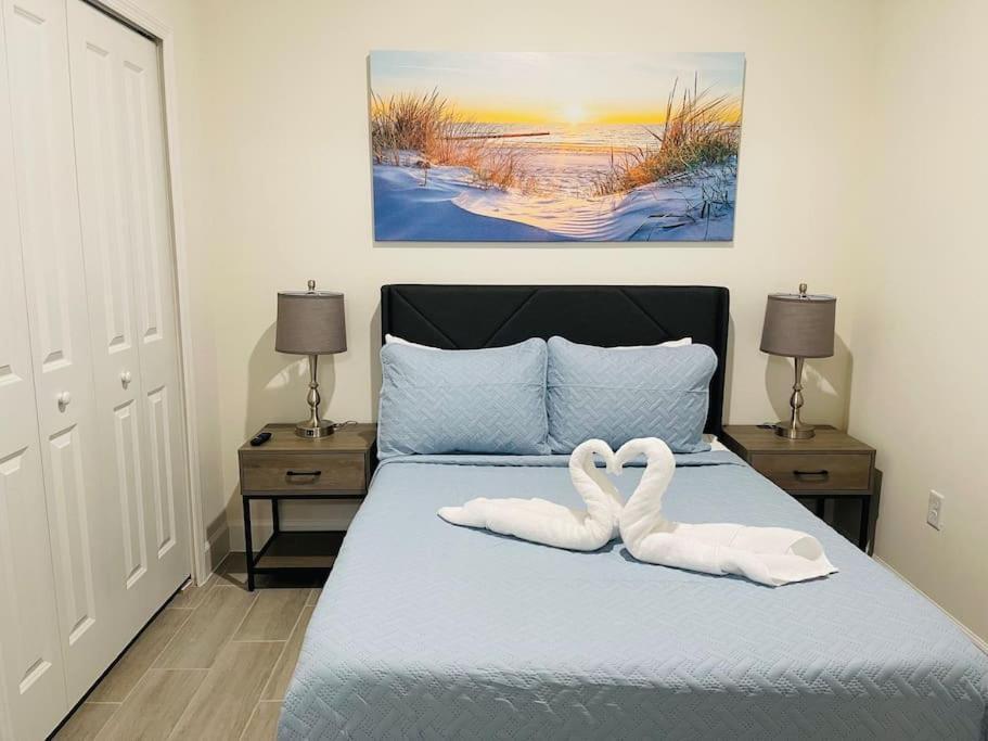 3bd/3bth Near Downtown Villa *