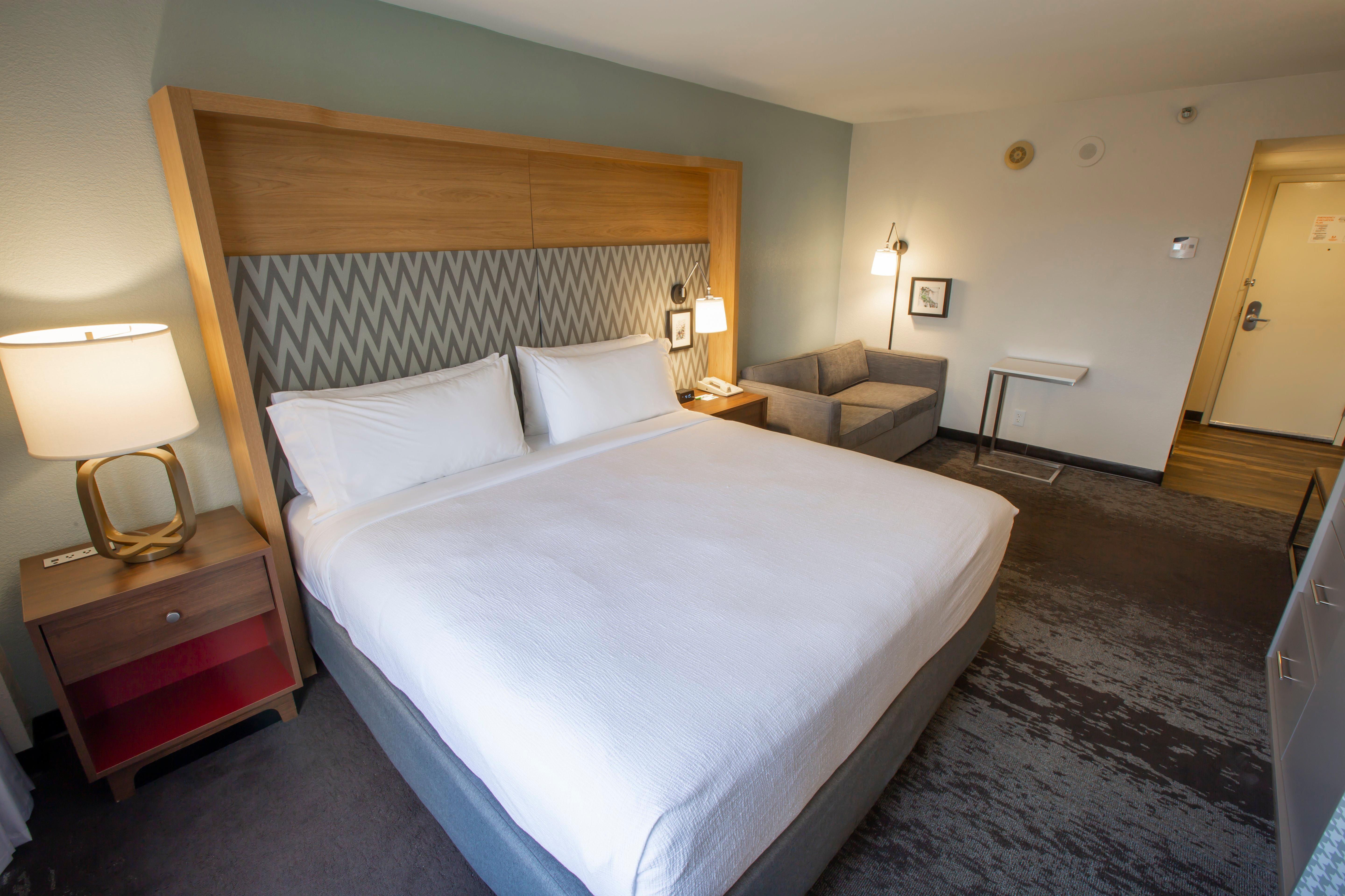 Hotel Holiday International Airport By Ihg