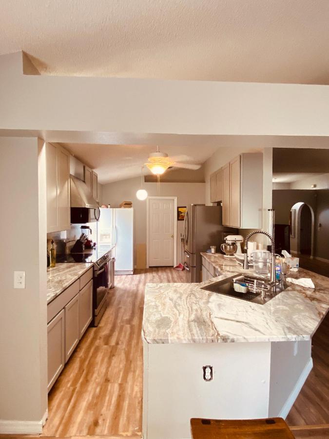 Homestay 2 Private In A Quiet Neighborhood Book Up To 4 People *