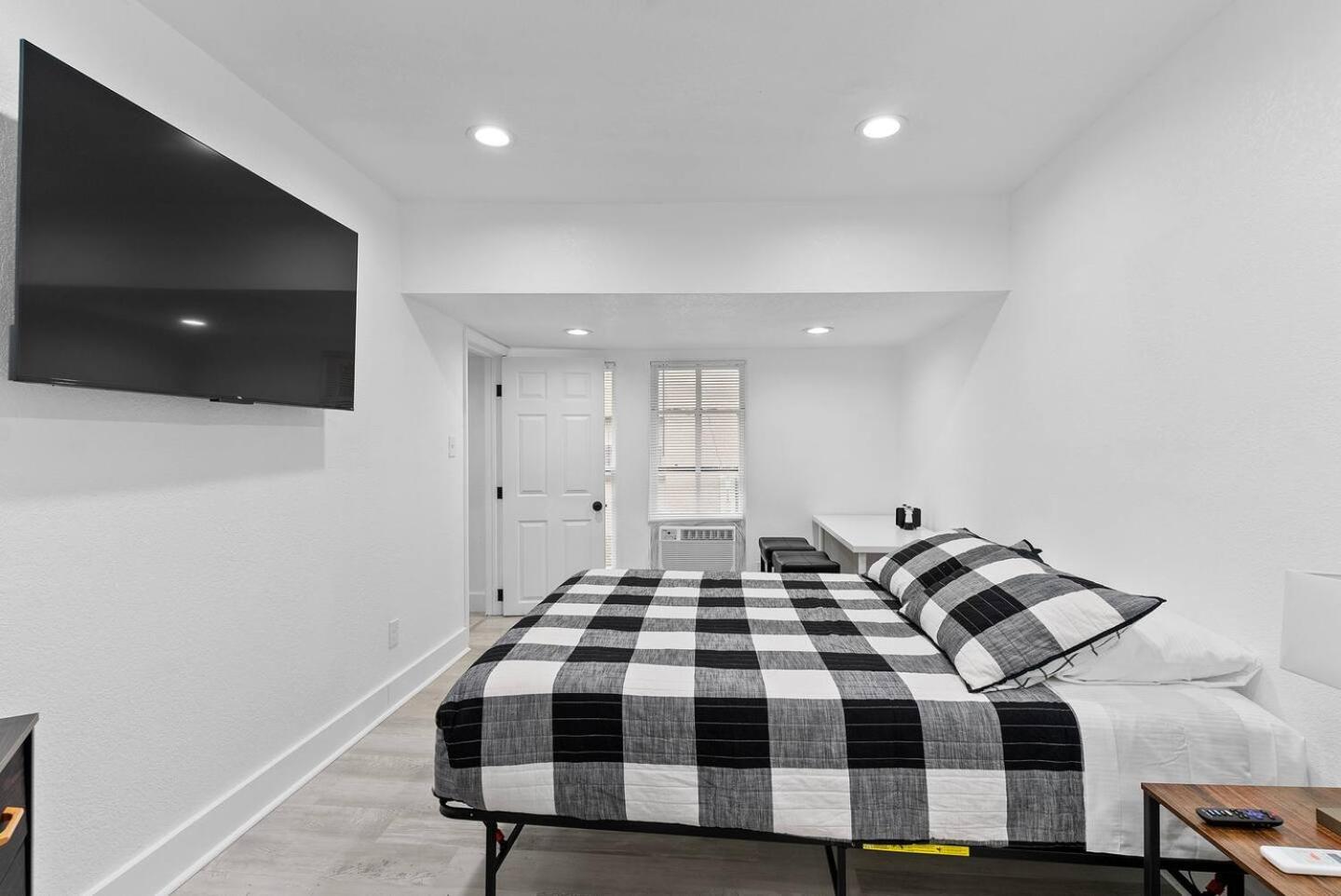 1br Near Airport Cozy, Pet-friendly & Work-ready Orlando