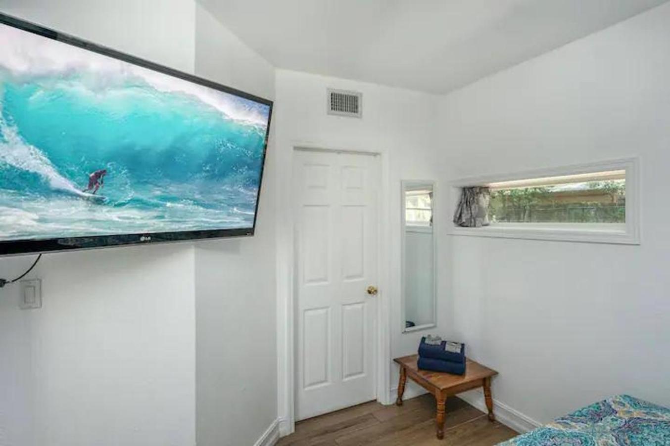 Holiday home 2Br Workspace Pet-Friendly Retreat *