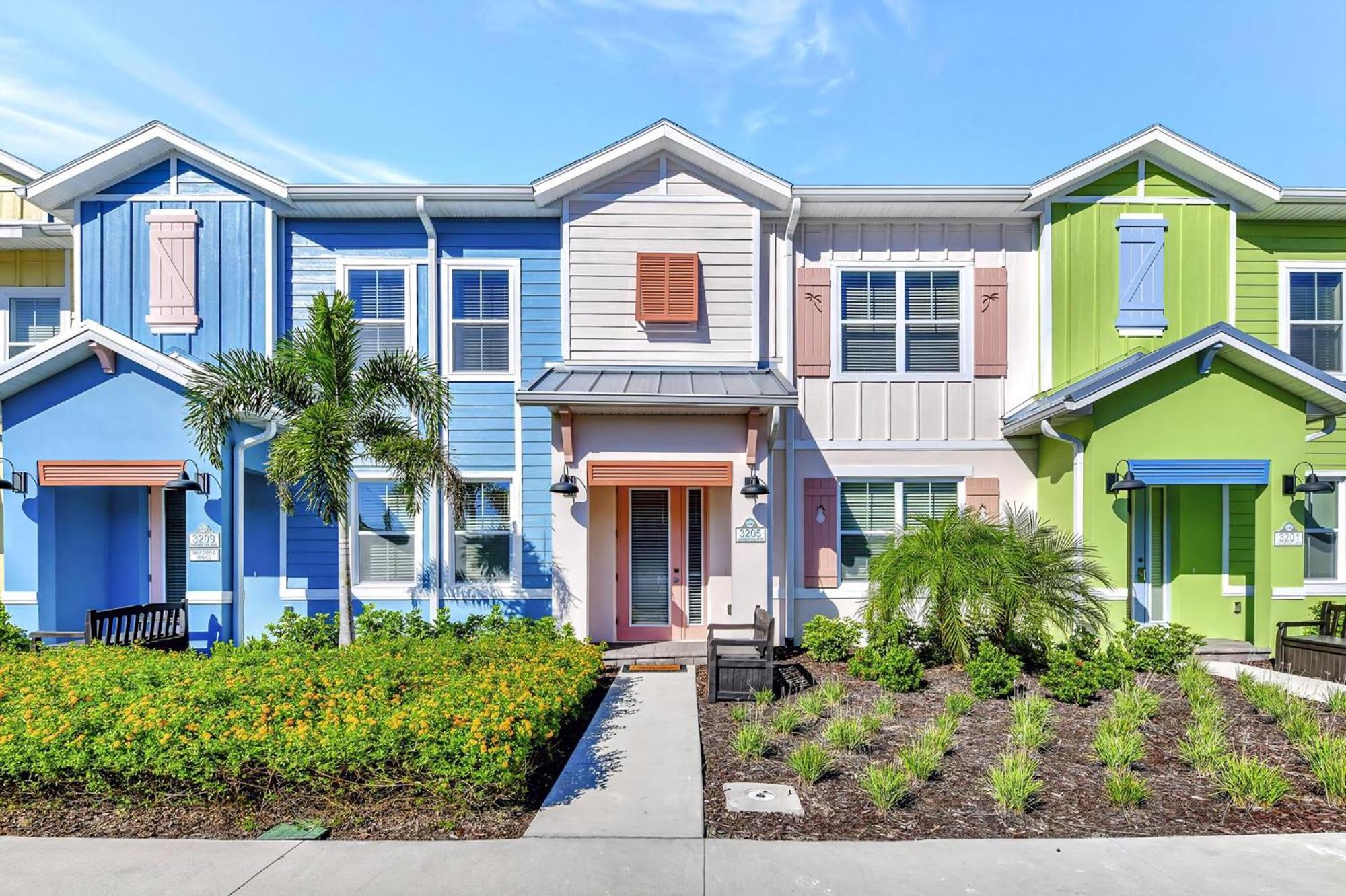 Pink Bliss Near With Margaritaville Island H20 Access - 3205cs *