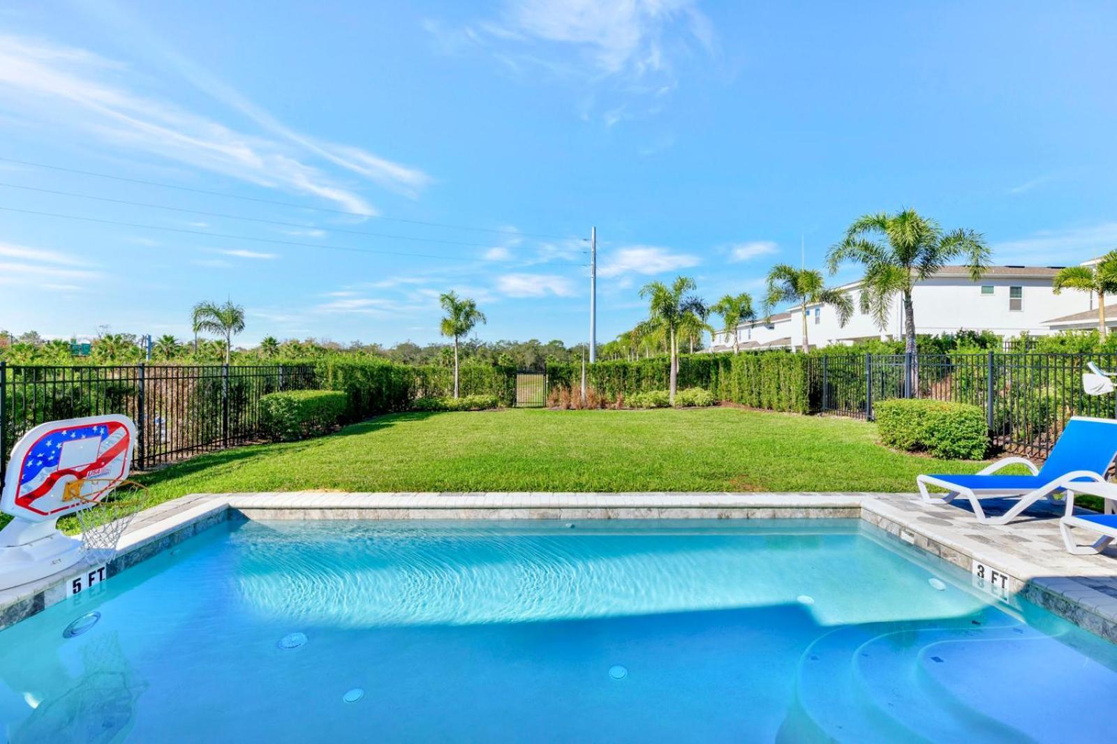 Encore 5 Bedroom & Private Pool For 12 Guests 15 Minutes Away From Parks Holiday home Orlando