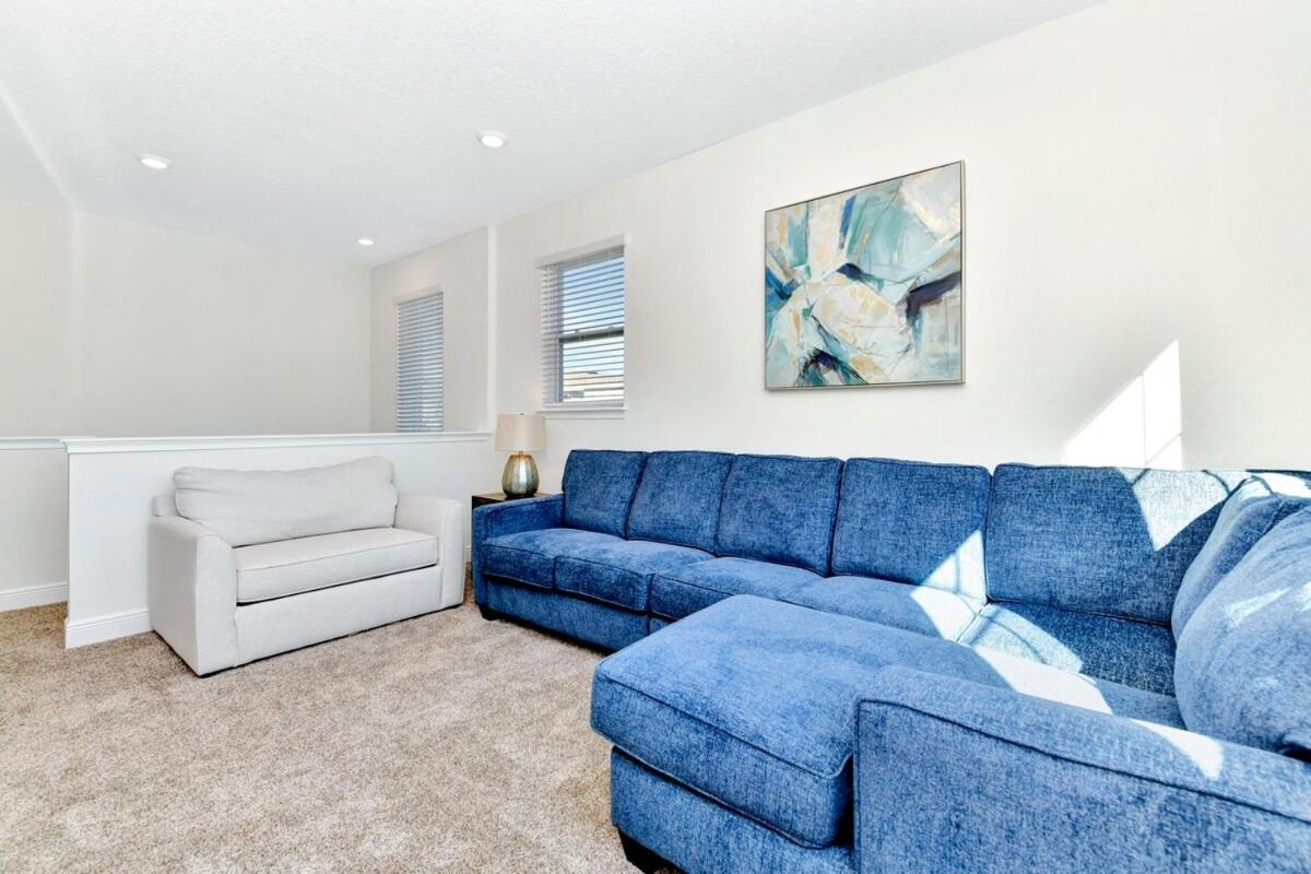 Encore 5 Bedroom & Private Pool For 12 Guests 15 Minutes Away From Parks Holiday home Orlando