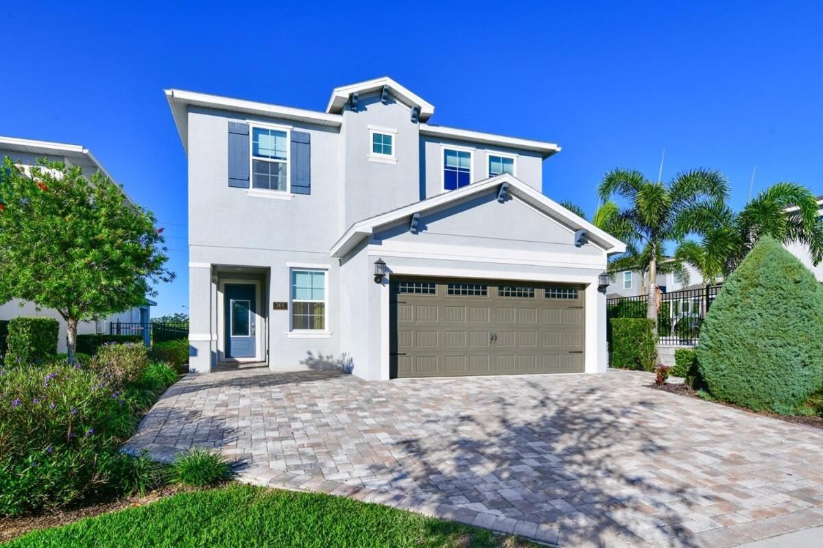 Encore 5 Bedroom & Private Pool For 12 Guests 15 Minutes Away From Parks Orlando