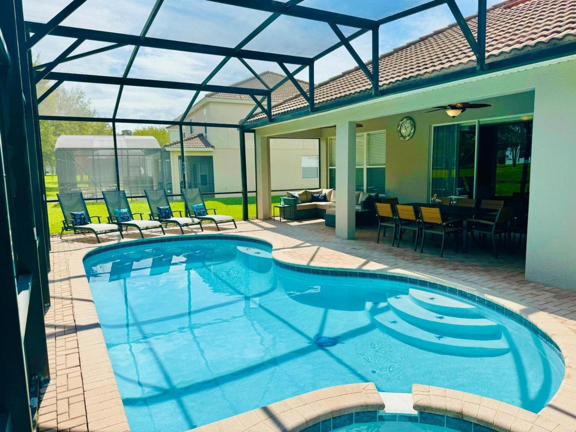Luxurious 5 Bedroom In Orlando6503 Villa