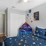 Cozy Orlando Stay With Garden & Next To Disney Springs