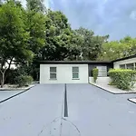 1Br Sleeps 4 Wfh Friendly Walkable Spot!