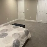 Cozy Room Close To Airport And All Major Attractions