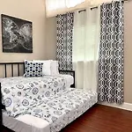 6Br Near Downtown Pets Ok Fast Wifi!