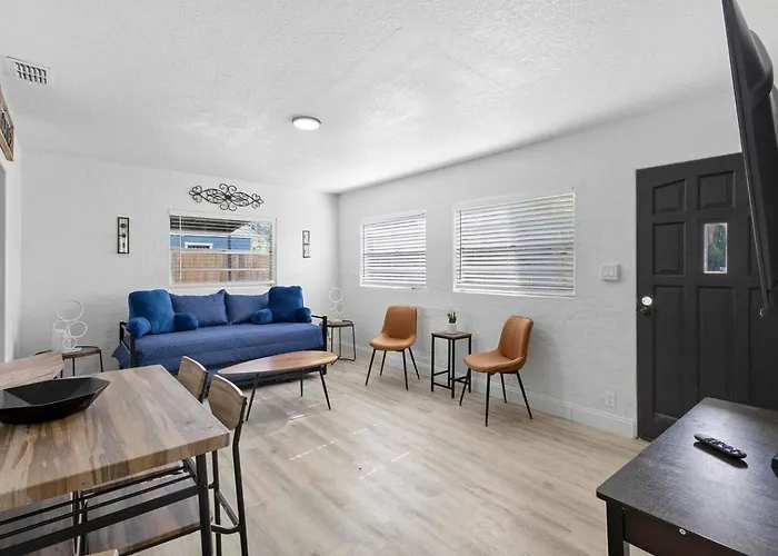 2Br Disney Stay Patio Pet Friendly 6 Beds!