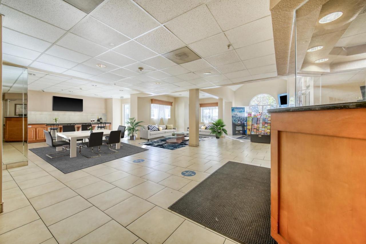 Baymont By Wyndham Orlando-international Dr-universal Blvd 2* Orlando