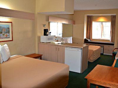Hotel Baymont By Wyndham Orlando-international Dr-universal Blvd
