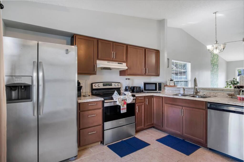 Cozy With Garden & Next To Springs Holiday home Orlando