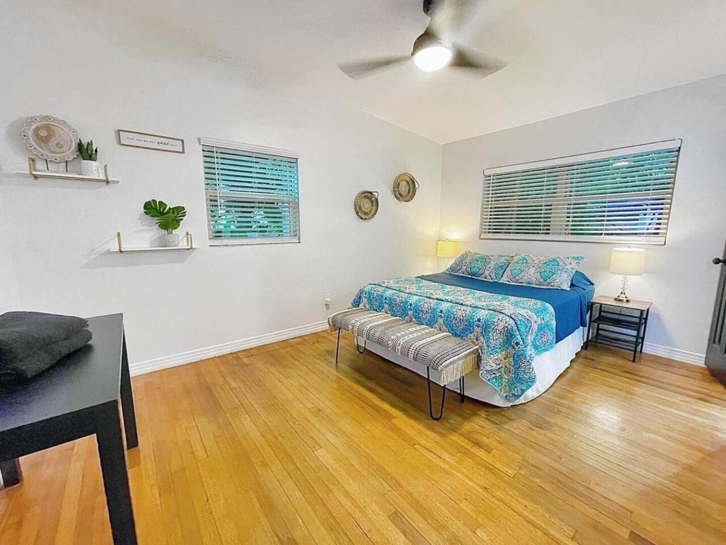 Pet-friendly 3br 20 Min To Mco & Holiday home *