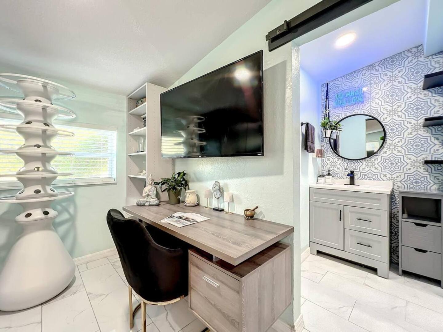 Pet-friendly 1br 3 Beds Wifi 10 Min To Dt! *