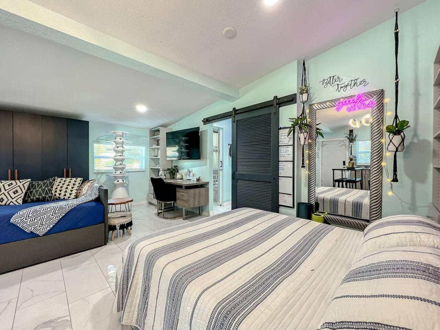 Holiday home Pet-friendly 1br 3 Beds Wifi 10 Min To Dt! Orlando