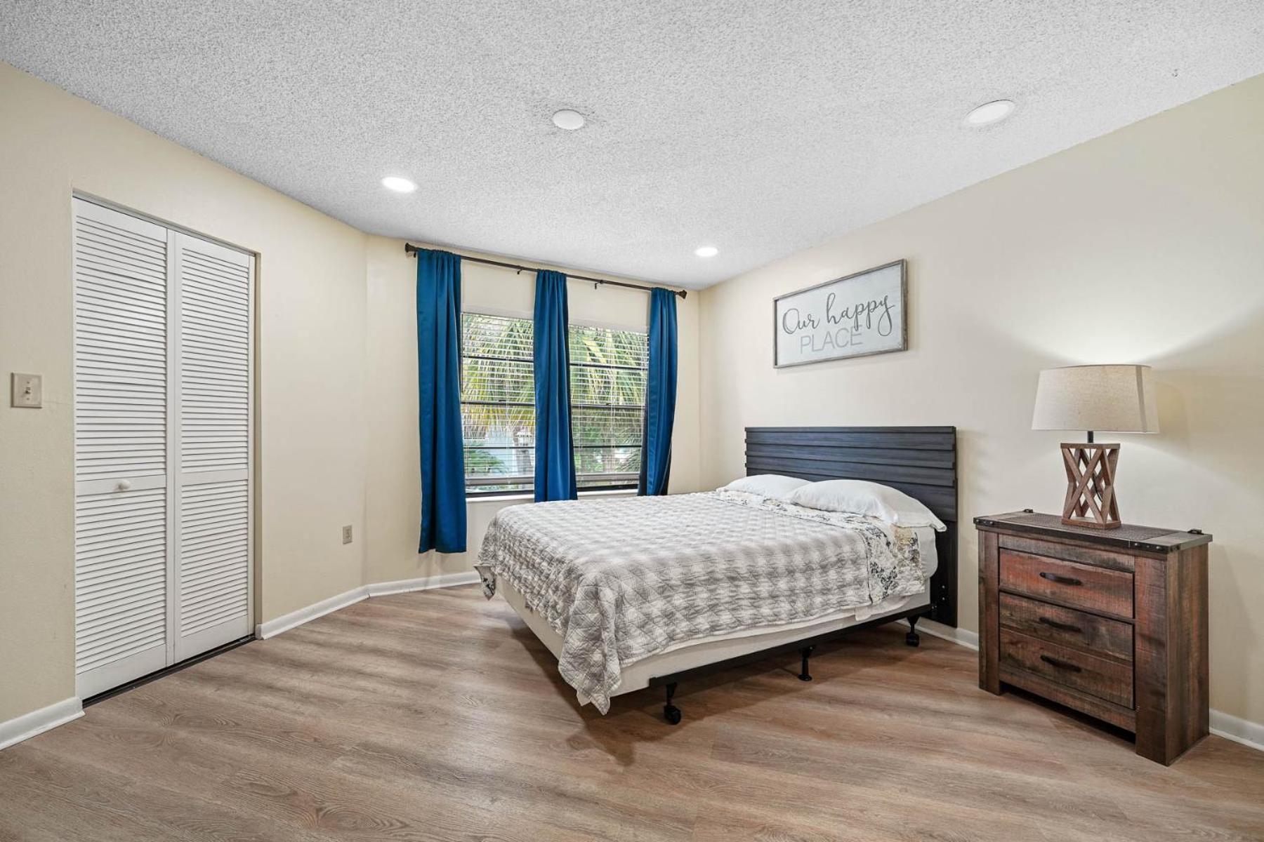 Apartment 3648 Vacational