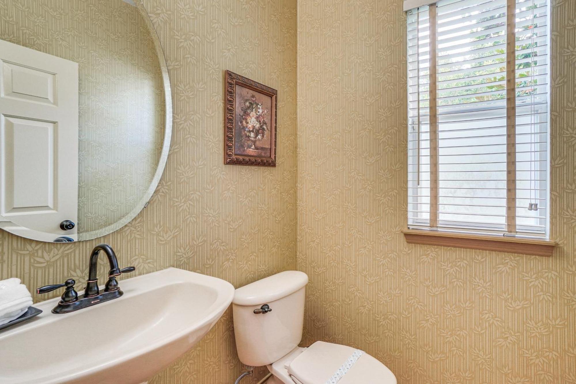 Spacious With Community Amenities! Holiday home *