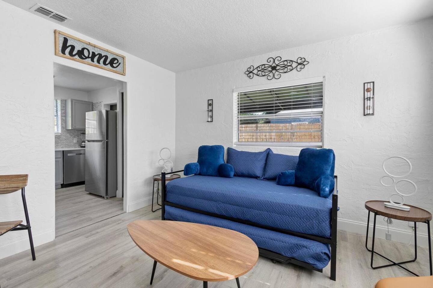 Holiday home 2Br Disney Stay Patio Pet Friendly 6 Beds! Orlando