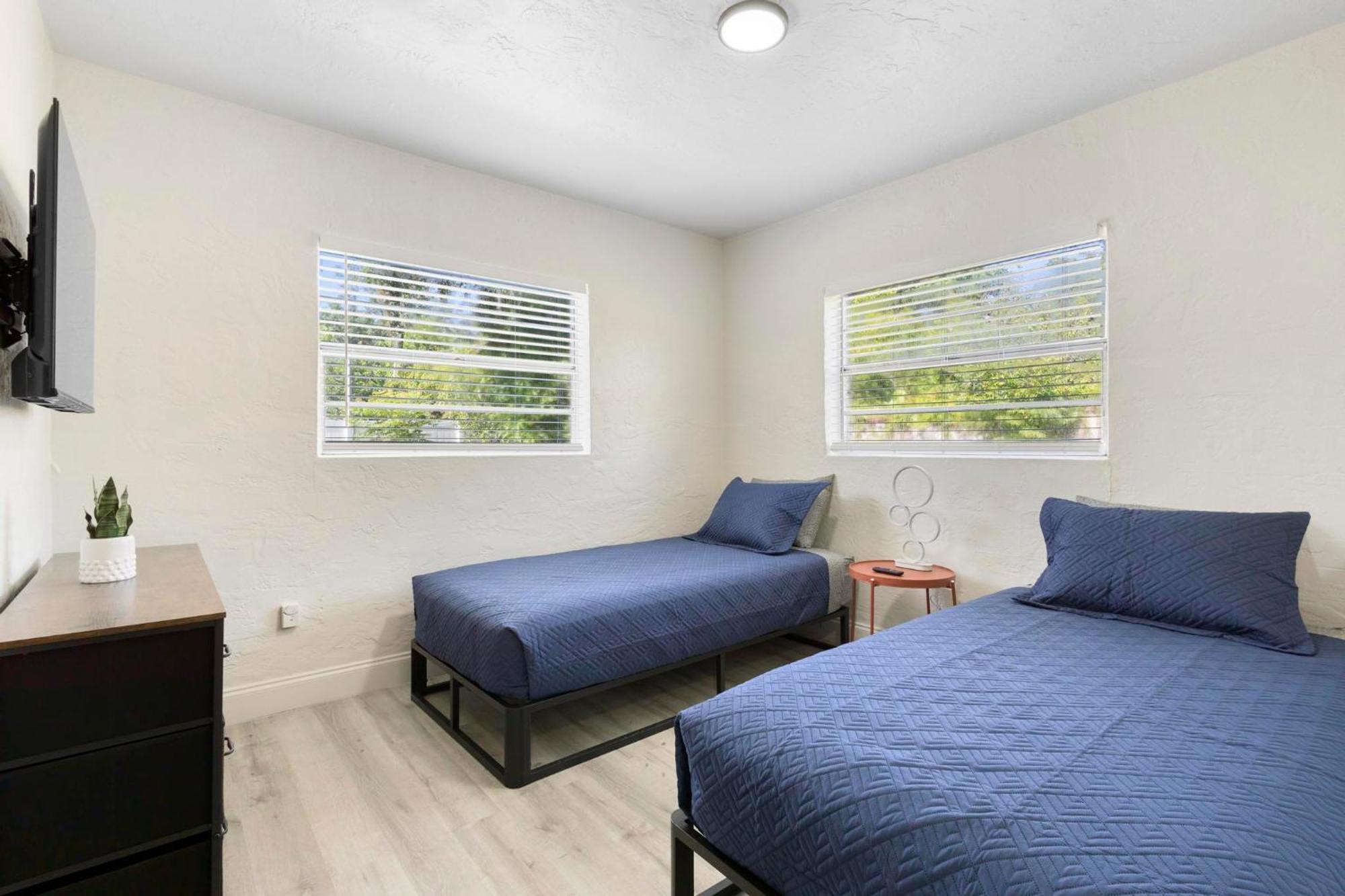 2Br Disney Stay Patio Pet Friendly 6 Beds!