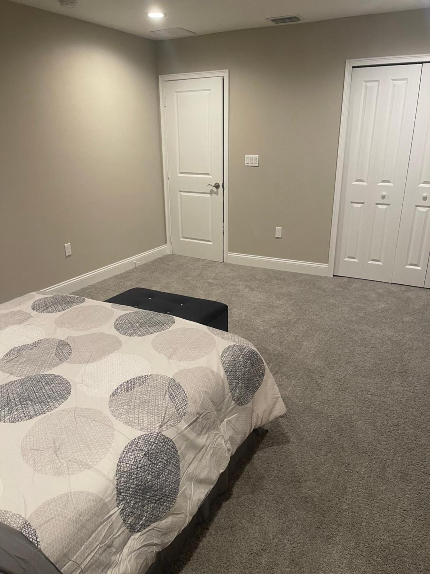 Cozy Close To Airport And Major Attractions *