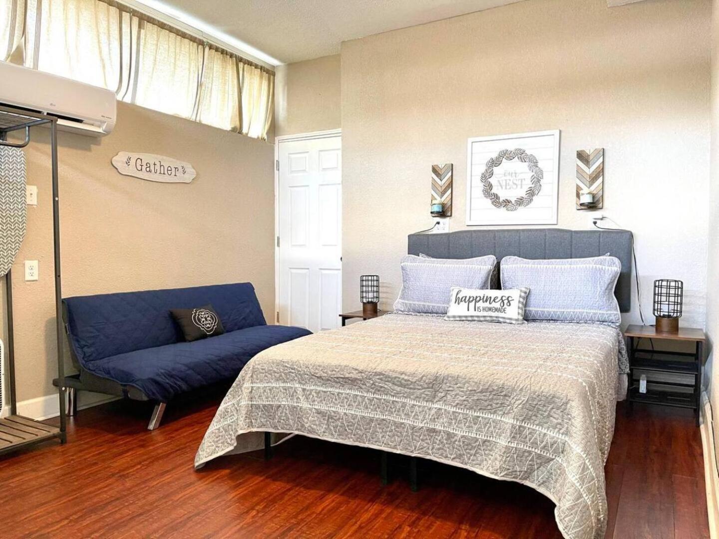 6Br Near Downtown Pets Ok Fast Wifi! Holiday home