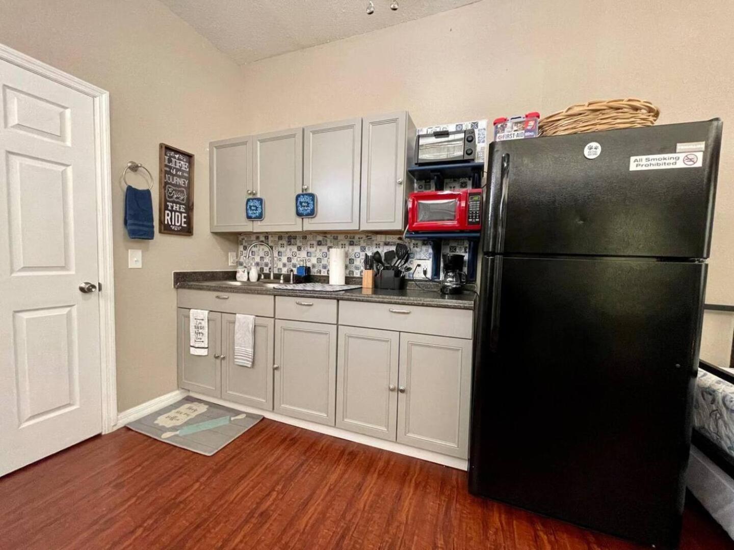 Holiday home 6Br Near Downtown Pets Ok Fast Wifi! *