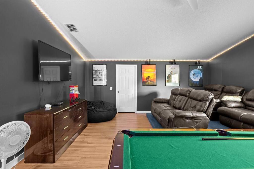 Holiday home 4 Rooms, Lake, Pool, Hot Tub, Putt-putt Orlando