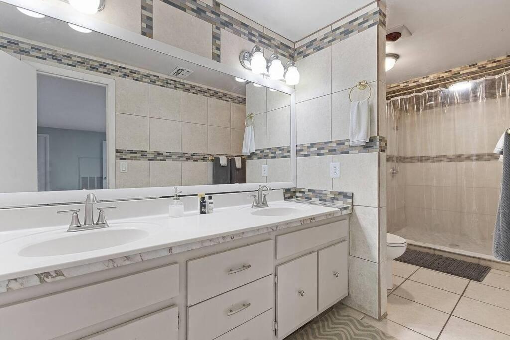 Holiday home 4 Rooms, Lake, Pool, Hot Tub, Putt-putt Orlando