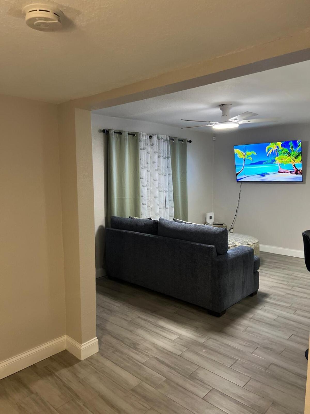 Holiday home And Stadium Sanctuary Vibes *
