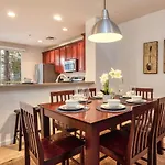 Super Pleasant Villa Centrally Located In Orlando