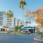 Modern Studio On I-Drive: Parking + Pool Included
