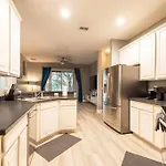Apopka-3Bd/2Baths Entire Residential Home!