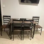 Casita, King Bd/Sofa Bd/Bth/Kitch/Netflix Disney+