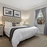 Eight Bedrooms With Pool & Spa 481