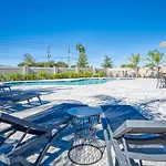 Formosa Valley By Une Homes