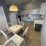 3 Bedroom Villa With Poolside Cinema And Games Room Close To Theme Parks Sleeps 6 Plus 2