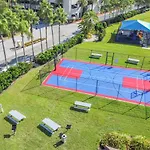 3Br 4 Bath Large Condo 5Min Conv Center 1732Ft