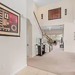 Windsor Hill Cheerful Villa W Pool 2Miles To Dis