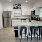 3Bd/2Bth Home Near Downtown Orlando