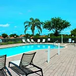 4 Bedrooms Pool Home Gated Resort Of High Grove